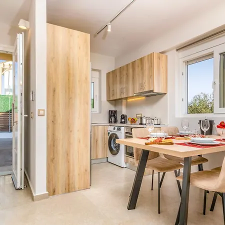 Riza Sea By 빌라 Katastárion